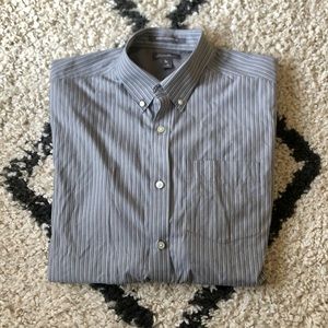 NWOT Eddie Bauer Classic Fit Button Up